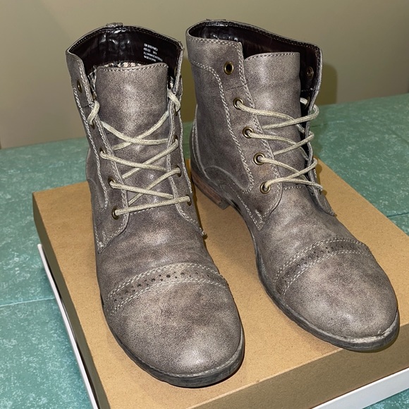 Bass Grey Combat Boots - Picture 1 of 3